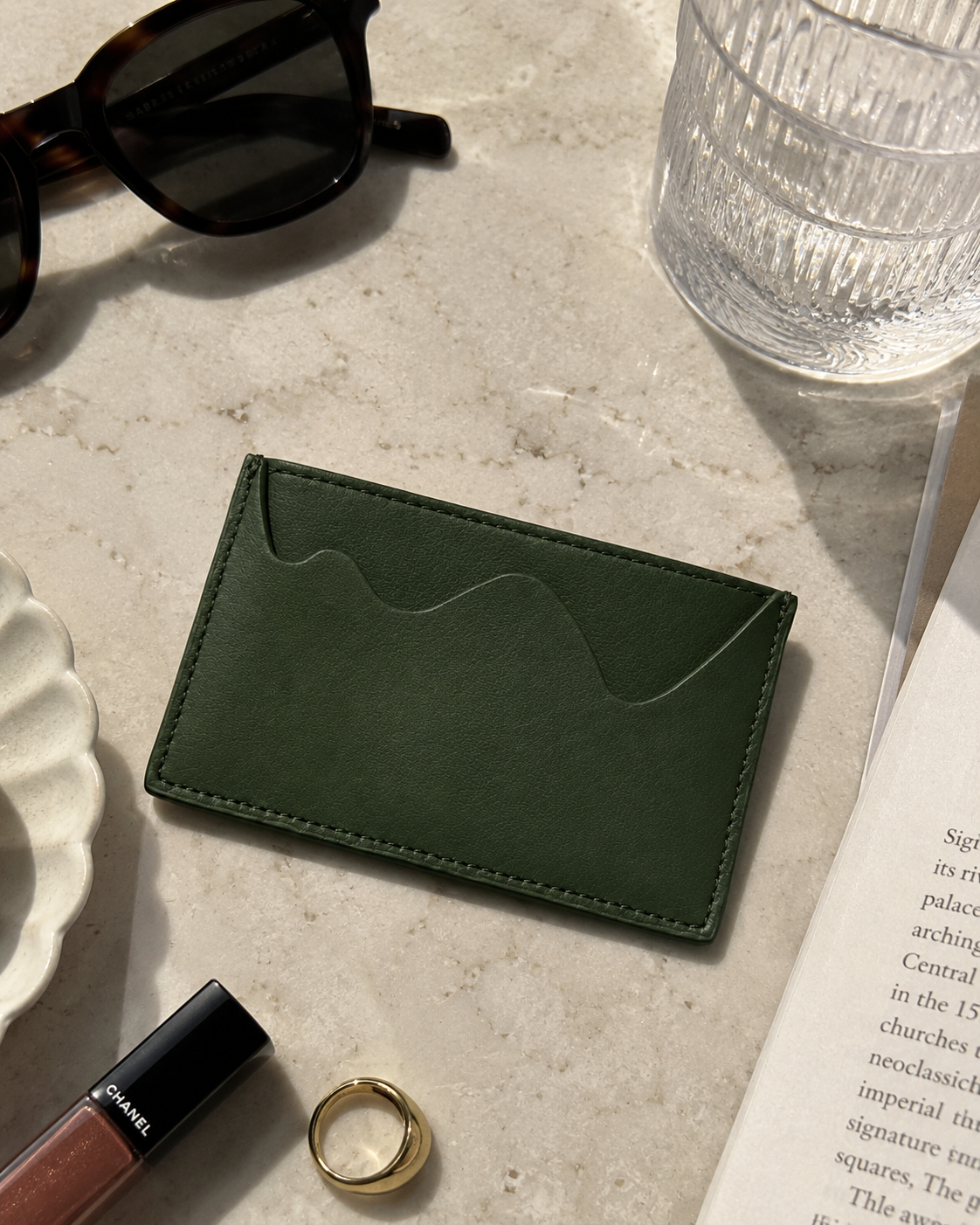 The Onda Cardholder.